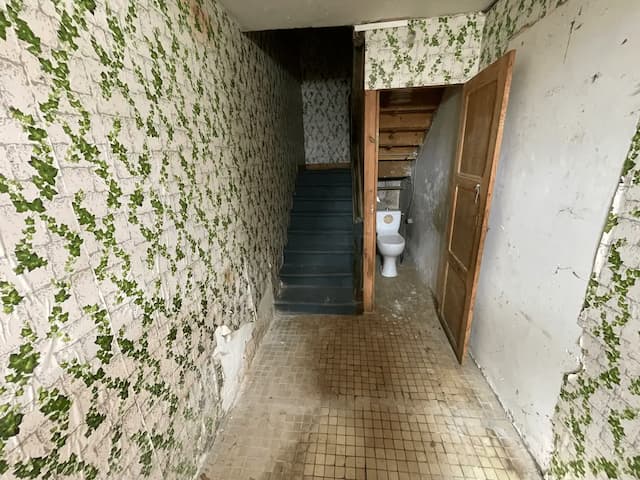 Photo 4 - Maison entièrement à rénover
